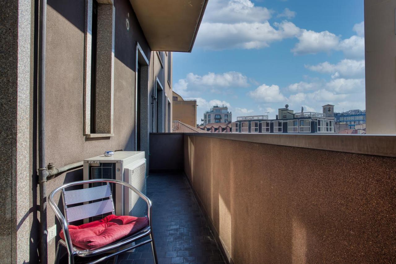 Joivy Vibrant 2Bed Apt With Balcony Милано Екстериор снимка