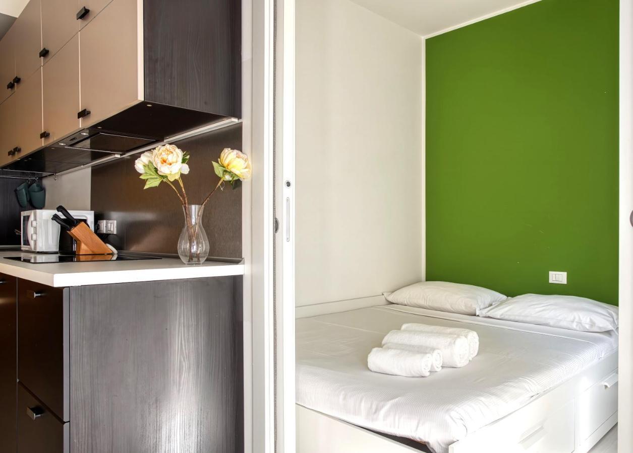 Joivy Vibrant 2Bed Apt With Balcony Милано Екстериор снимка