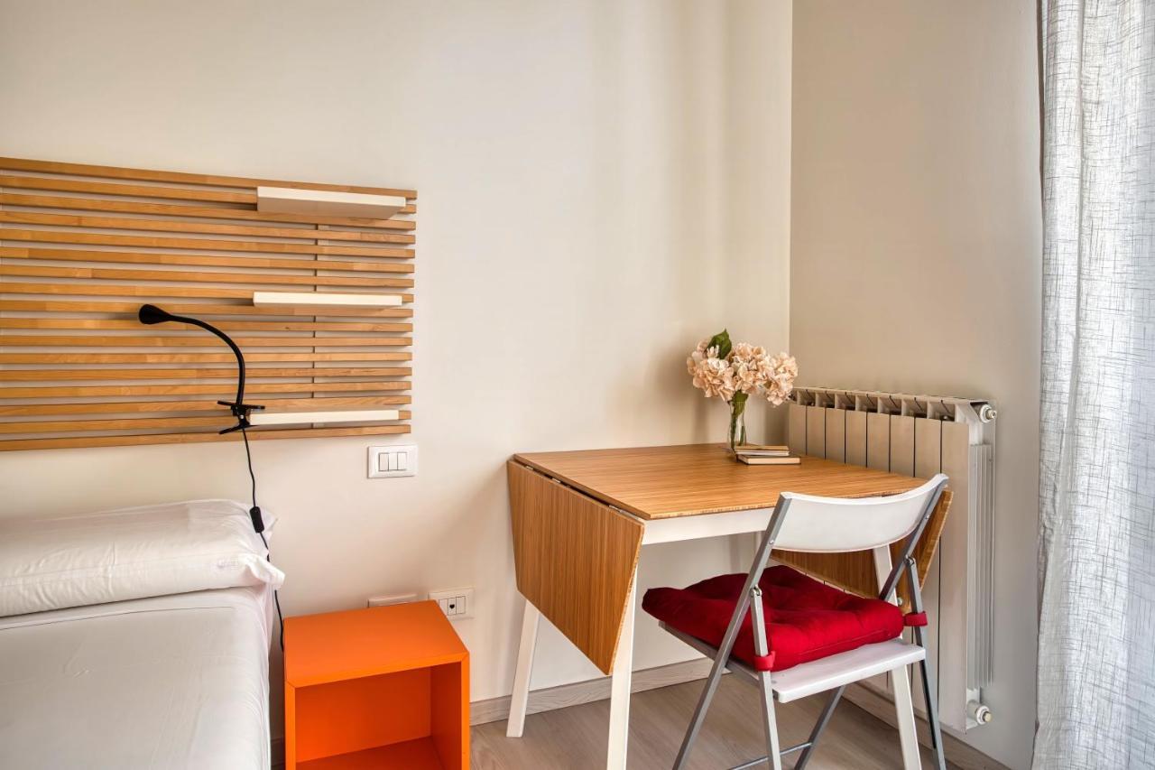 Joivy Vibrant 2Bed Apt With Balcony Милано Екстериор снимка