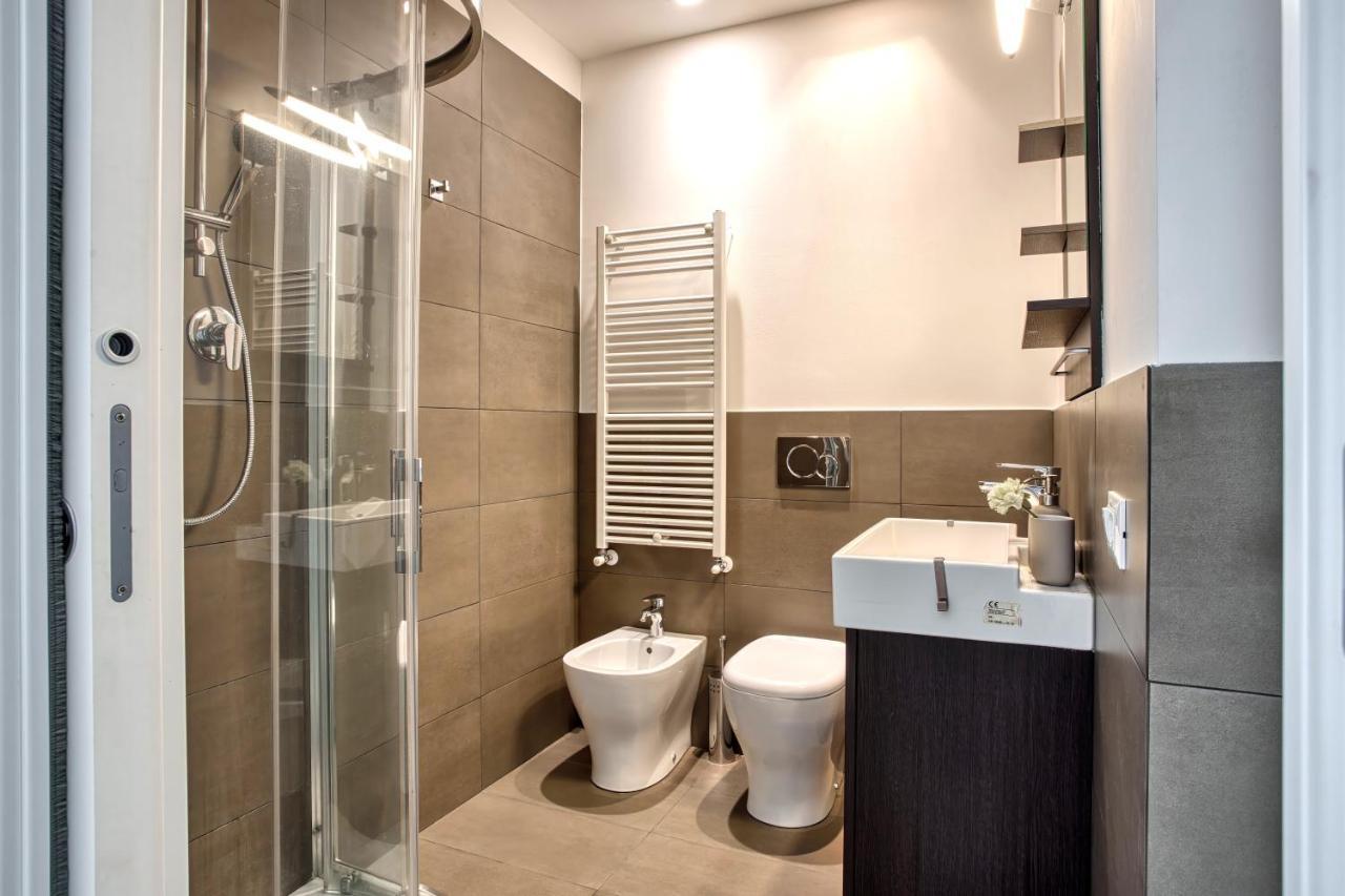 Joivy Vibrant 2Bed Apt With Balcony Милано Екстериор снимка